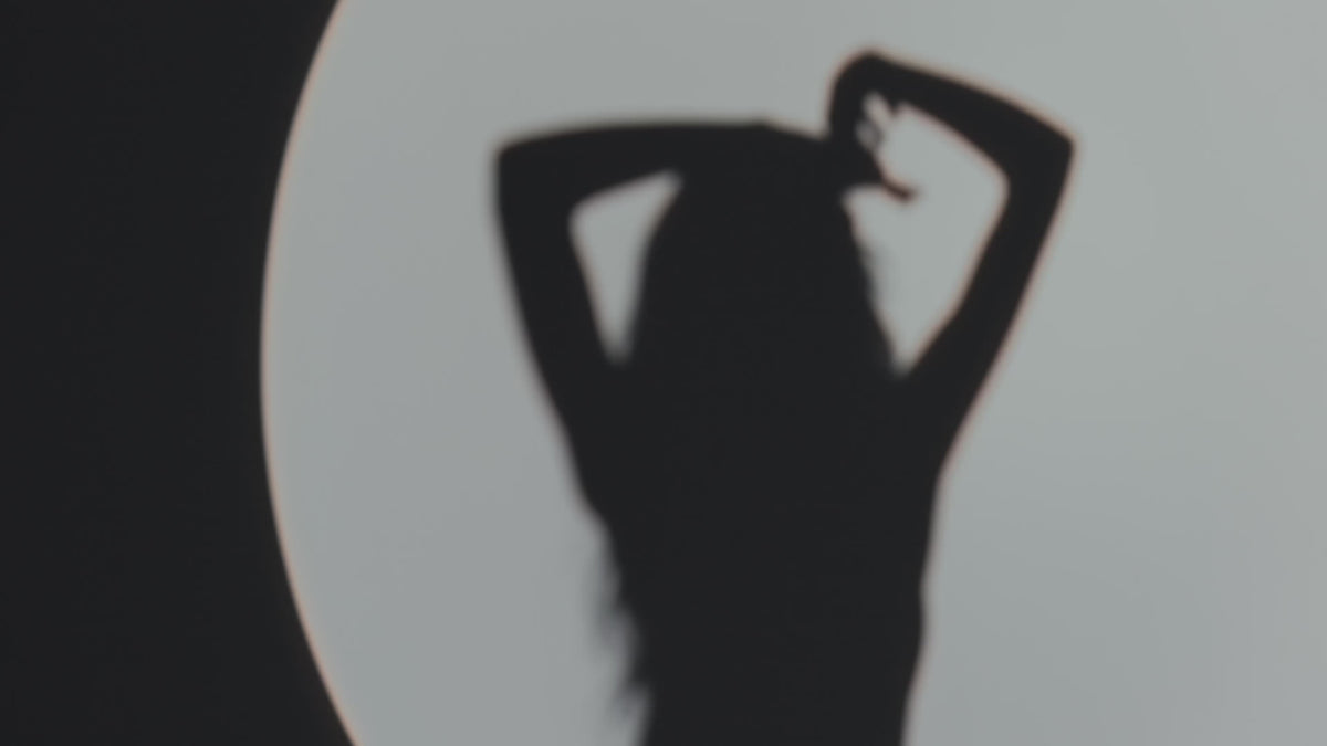 Carica il video: BEAUTYFULL MOON